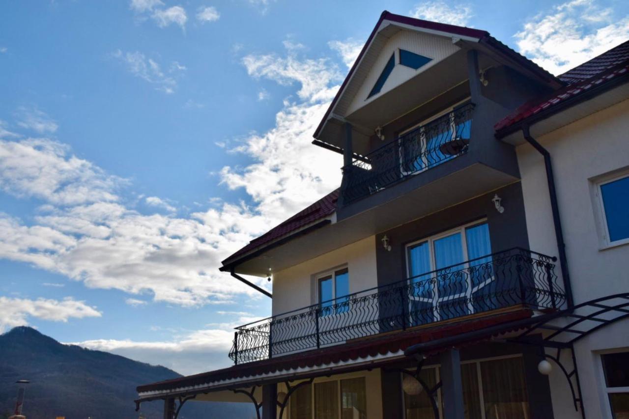 Casa Sonya Apartment Aninoasa Екстериор снимка