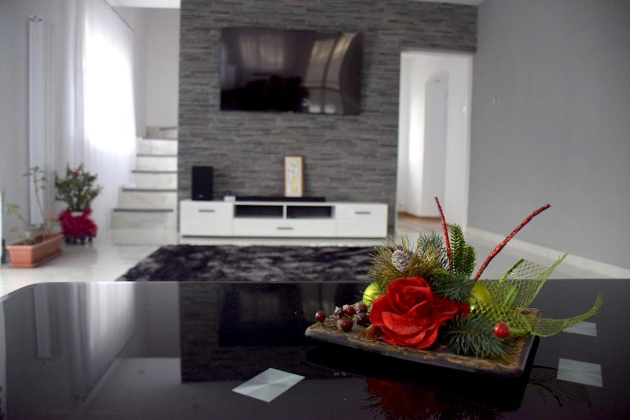 Casa Sonya Apartment Aninoasa Екстериор снимка