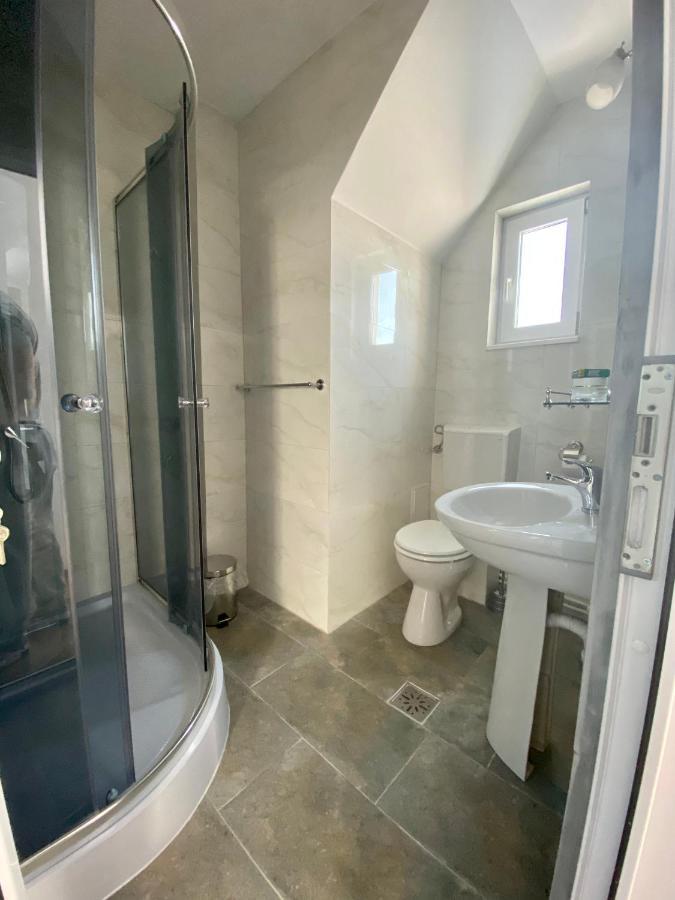 Casa Sonya Apartment Aninoasa Екстериор снимка