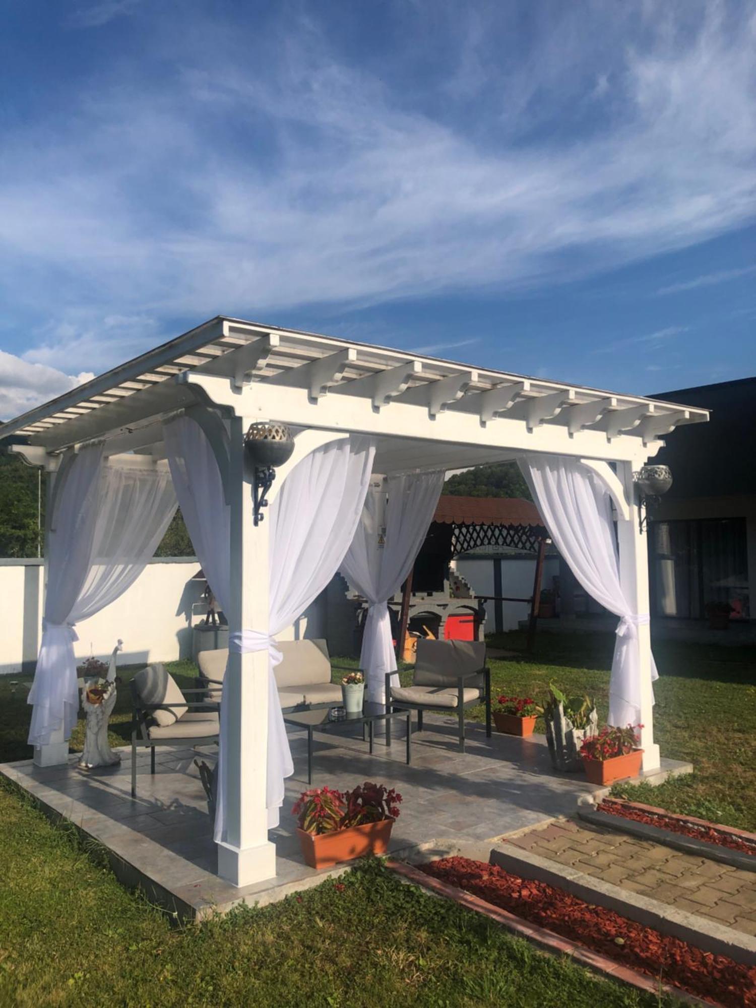 Casa Sonya Apartment Aninoasa Екстериор снимка